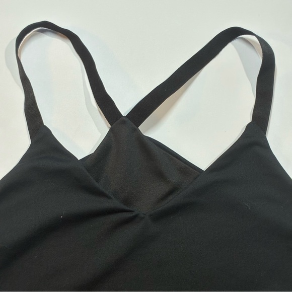 Pure Barre Low Impact Sports Bra Black No Tag See Measurements - Picture 2 of 5